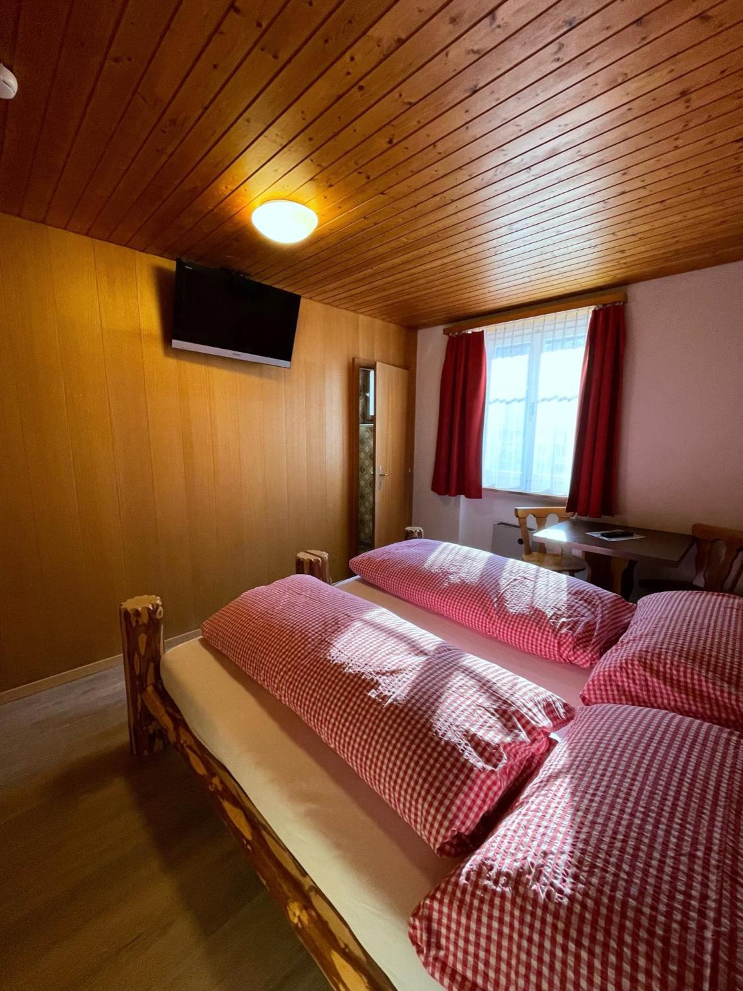 Hotel Tourist Meiringen Exterior photo